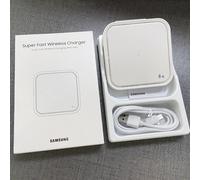 Samsung Chargeur Rapide Sans Fil Rapide, Modele: EP-P2400 Blanc