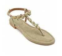Sandales Plates Bijoux à Entre-doigt - L'Éclat Bohème Chic pour l'Été Une Allure Précieuse et un Confort AbsoluAppréciez l'impact de la lumière, des sandales, des entre-doigts, des bijoux et du porteu