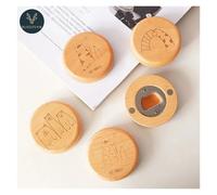 SAPIIKEF Ouvre-Bouteille magnétique Manuel en Bois personnalisé avec Trou de Suspension, Logo gravé sur Bois, for réfrigérateur.(Random Beech)