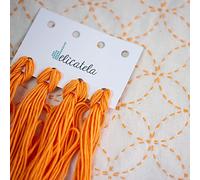Sashiko Kit de broderie japonaise avec fil naturel spécial, aiguille longue, instructions de broderie (français non garanti), Motif 7 trésors pré-imprimé 30 x 30 cm sur tissu Beige 68 x 34 cm