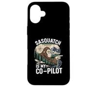Sasquatch Co-Pilot Bigfoot Wilderness Adventure Design Coque pour iPhone 16 Plus