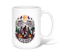 Sasquatch Forest Legend Citation Halloween Tasse à café en céramique 445 ml | Illustration de Sasquatch, tasse à café, thème forêt d'automne, accents fantômes effrayants, jack-o'-lanternes