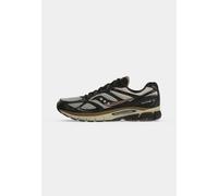 saucony Baskets basses 'PROGRID GUIDE 7' camel / écru / brun foncé, Taille 38,5