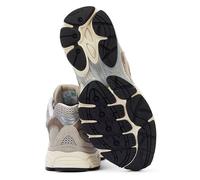 Saucony Progrid Omni 9 Premium Baskets Grises - 45 Gris