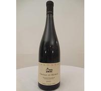 saumur-champigny château du hureau - vatan lisagathe rouge 2005 - loire - anjou france: une bouteille de vin.