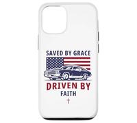 Saved by Grace, Driven by Faith - Men's Christian Muscle Car Coque pour iPhone 12/12 Pro
