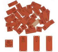 SAVITA 40 Étiquettes en Cuir PU Faites à La Main - 4 Modèles Avec Trous Pour l'Artisanat, Le Tricot Et Le Crochet