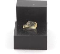 SCAPOLITE - Pierre Naturelle en Provenance de Tanzanie, Mpwapwa District - Pierre rare et lumineuse, idéale pour la lithothérapie 0.79 ct - Certificat d'Authenticité Inclus 8 x 4 x 3 mm G