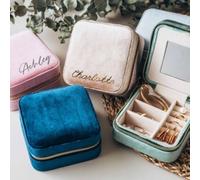 SCHUANGZHAN Boîte à bijoux personnalisée en velours avec nom, demande de demoiselle d'honneur, monogramme, petite boîte à bijoux de voyage, organisateur de bijoux, cadeaux personnalisés