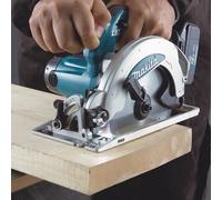 Makita Scie circulaire DSS610RTJ 18V LXT Ø165 mm (2x5,0 Ah) en MAKPAC