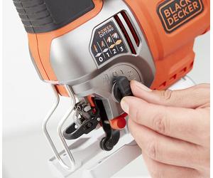 Scie sauteuse à mouvement pendulaire - 650W