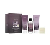 Scottish Fine Soaps Wild Heather Pamper Essentials Coffret cadeau - Gel douche, crème pour le corps, bain et barre nettoyante