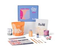 Sculpd │ Kit de poterie pour la fabrication de bougies à l’argile autodurcissante | Kit d'initiation aux bougies pour adultes avec cire de soja écologique, huile parfumée, vernis, outils et guide