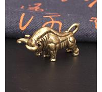 Sculpture créative Home Living Room Decoration Brass Wall Street Statue Keychain Pendant Accessoires Copper Bullfighting Gift Mininature Figurines Art Collection