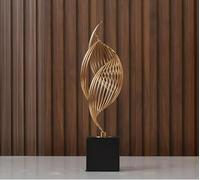 Sculpture décorative abstraite en métal doré avec base noire - Design moderne et élégant pour salon, bureau, hôtel, entrée ou bibliothèque - statue haute pour décoration artistique contemporaine