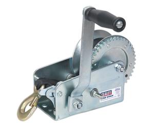 Sealey Gww2000M Geared Hand Winch 900Kg Capacity With Webbing Strap