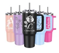 SECOGM 40oz Gobelet Personnalisé avec Poignée Texte Nom 1135ml Mug Isotherme Personnalisable Avec Prénom Cadeaux pour Femme Maman Papa et Amis Anniversaire (NAME)