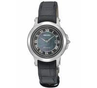 Seiko SXDE05P1 avec cadran noir et bracelet en cuir