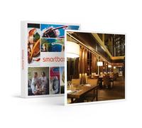 Coffret Cadeau SMARTBOX - Séjour romantique avec dîner gastronomique - 1 nuit avec petit-déjeuner et dîner pour 2 personnes