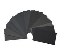 Sélection variée de quinze papiers abrasifs humides/secs avec une gamme de quatre cent à trois mille grains pour une polyvalence maximale
