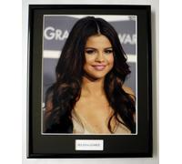 SELENA GOMEZ/PHOTO ENCADREE