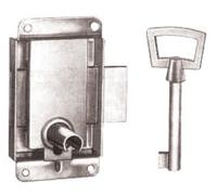 Serrure vitrines à pattes largeur 30 mm zingué VACHETTE 11220000