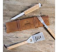 Set de Barbecue en Cuir Personnalisé - Set spécial BBQ composé de 3 Outils Pratiques en Acier Inoxydable, avec Une Housse en Cuir de Buffle Gravée au Laser