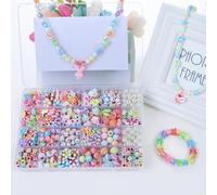 Set de bracelets à fabriquer soi-même, un cadeau conçu pour les enfants, avec des perles colorées qui peuvent être tressées en bracelets et colliers pour des bijoux créatifs