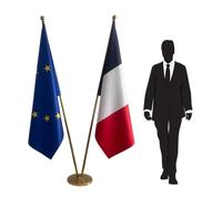 Set drapeaux France + Union Européenne sur pied avec mâts et socle - présentation officielle pour Ambassades, Institutions, Réunions et Événements Diplomatiques. Code CN8-EU-FR