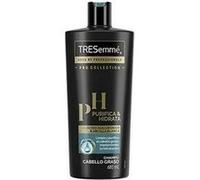 Tresemmé Purifies & Moisturizes Shampoo 685Ml