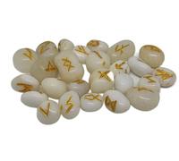 Sharvgun Lot de 25 pierres runiques en agate blanche gravées pour aîné Futhark Runique Alphabet, Wicca, Divination, Guérison, Cadeau spirituel pour la méditation - 10-15 mm