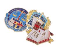 SHERCHPRY Lot de 3 Broches en Métal sur Thème Juridique - Balance Justice Maillet et Livres de Droit - Décoration Bureau Avocat et Présent pour Élève en Droit - Accessoire Polyvalent pour