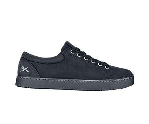 Shoes for Crews FINN Men Chaussures de Travail - Chaussures de Travail antidérapantes pour Les Professionnels de la Cuisine, Semelles en Gel, Embout de Talon, Hydrofuge, Cuir, OB E SRC