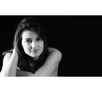 Shooting photo en studio seul(e) ou en famille avec 3 tirages 15 x 22 cm et 1 poster 40 x 60 cm