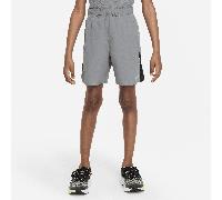 Short de training Nike Dri-FIT Challenger pour ado (garçon) Smoke Grey/Noir S