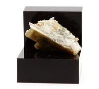 Siderite, Quartz. 242.2 Ct. Mésage Mine, Vizille, France. Rare.