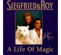 Siegfried & Roy - A Life of Magic [Import]