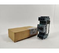 Disjoncteur Siemens 3RV2711-4AD10 Plage de réglage (courant): 16 A (max) Tension de contact (max.): 690 V/AC (l x H x P) 45 x 144