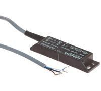 Siemens 3SE6 605-2BA Système de surveillance magnétique rectangulaire avec capteur d'interrupteur, câble de 1 m, 25 x 88 mm, 1 NO + 1 NC contacts
