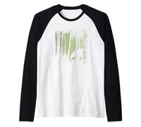 Silhouette de Tapir décontractée dans la forêt crépusculaire Manche Raglan