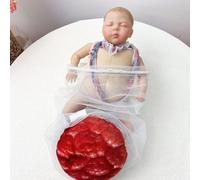 Simulateur de naissance pour la démonstration de l'accouchement et du clampage du cordon ombilical, à des fins d'étude et d'exposition A