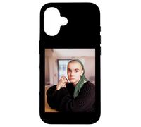 Sinéad O'Connor Rien ne Compare 2 U Portrait par AJ Barratt Coque pour iPhone 16