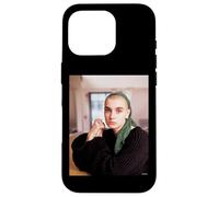 Sinéad O'Connor Rien ne Compare 2 U Portrait par AJ Barratt Coque pour iPhone 16 Pro