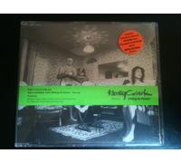 Honeycrack - Sitting at Home [Import]