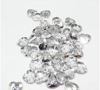 Sixstore Lot de 44 boutons de couture en acrylique à facettes en forme de cœur avec 2 trous pour travaux d'aiguille, décorations artisanales, boutons en acrylique transparent, fond plaqué argent,