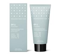 Skandinavisk ØY 'Île' Crème pour les Mains. Notes parfumées: Fleur de Pommier, Églantier, Mousses Aquatiques et Feuilles Vertes. Formule vegan. 75ml