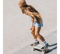 Skateboard bleu vert