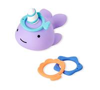 Skip Hop Jouet de Bain Bébé - Lancer d'Anneaux Narval - Sans Phtalates - Développe la Coordination Oeil-Main & la Motricité Fine - Jeu Bain Bebe Flottant Collection Zoo Narval