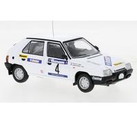 ixosport Voiture miniature Skoda 136L Favorit Rallye Valasskaa Zima 1989 Krecek L. 1/43