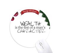 slogan de richesse est la nature d'un homme tapis de souris en caoutchouc de sapin de noël